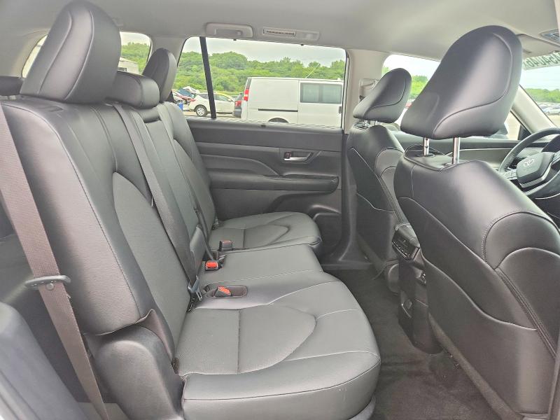 2025 Toyota Grand Highlander Hybrid მანქანა იყიდება აუქციონზე, vin: 5TDACAB53SS061160, აუქციონის ნომერი: 58454046