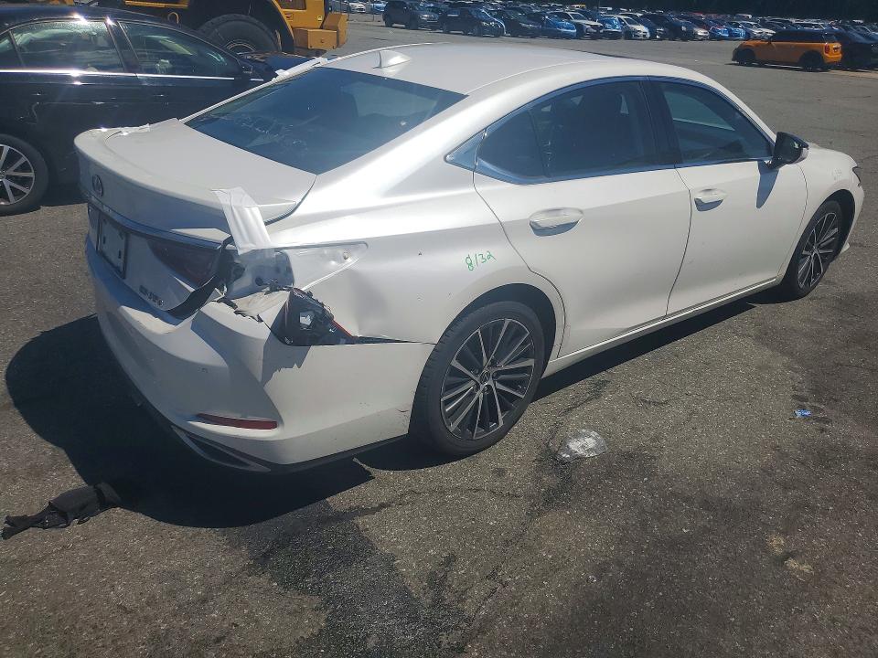 Продажа на аукционе авто 2022 Lexus Es 350, vin: 58ADZ1B19NU125537, номер лота: 57147496