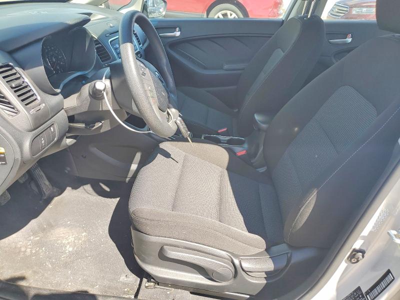 57973066 :رقم المزاد ، 3KPFK4A74HE029365 vin ، 2017 Kia Forte مزاد بيع