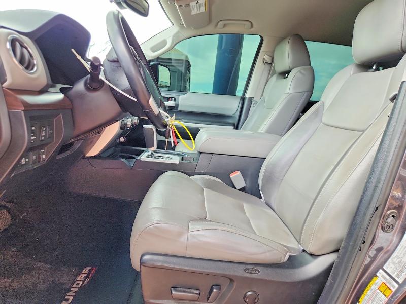 56526306 :رقم المزاد ، 5TFHY5F14KX804093 vin ، 2019 Toyota Tundra مزاد بيع