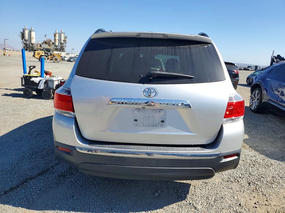 Продажа на аукционе авто 2011 Toyota Highlander, vin: 5TDZK3EH2BS038685, номер лота: 58603526