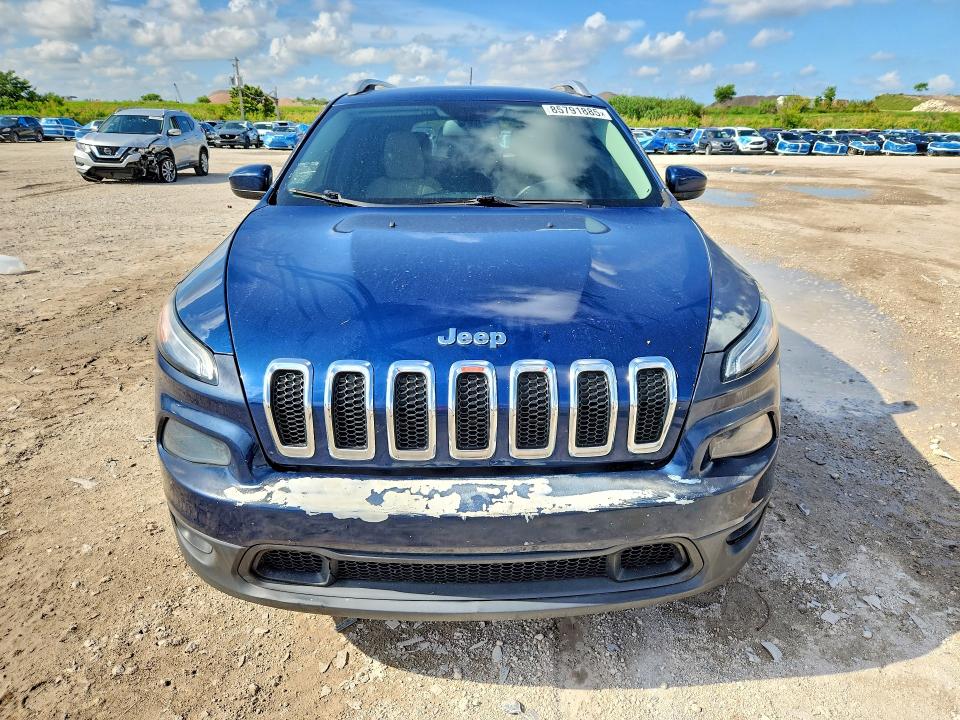 85791885 :رقم المزاد ، 1C4PJLCB4JD551682 vin ، 2018 Jeep Cherokee مزاد بيع