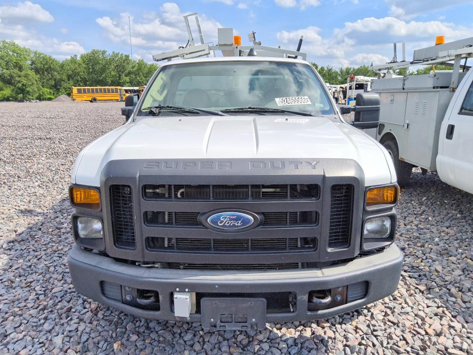 52465566 :رقم المزاد ، 1FDSF30588EC23000 vin ، 2008 Ford F350 مزاد بيع