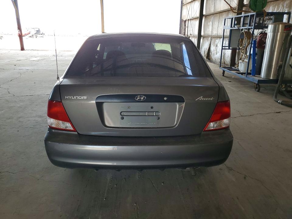 58816886 :رقم المزاد ، KMHCF35G71U134481 vin ، 2001 Hyundai Accent مزاد بيع