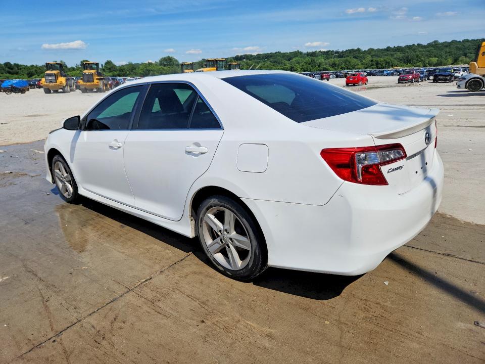 57723826 :رقم المزاد ، 4T1BF1FK3DU278486 vin ، 2013 Toyota Camry مزاد بيع