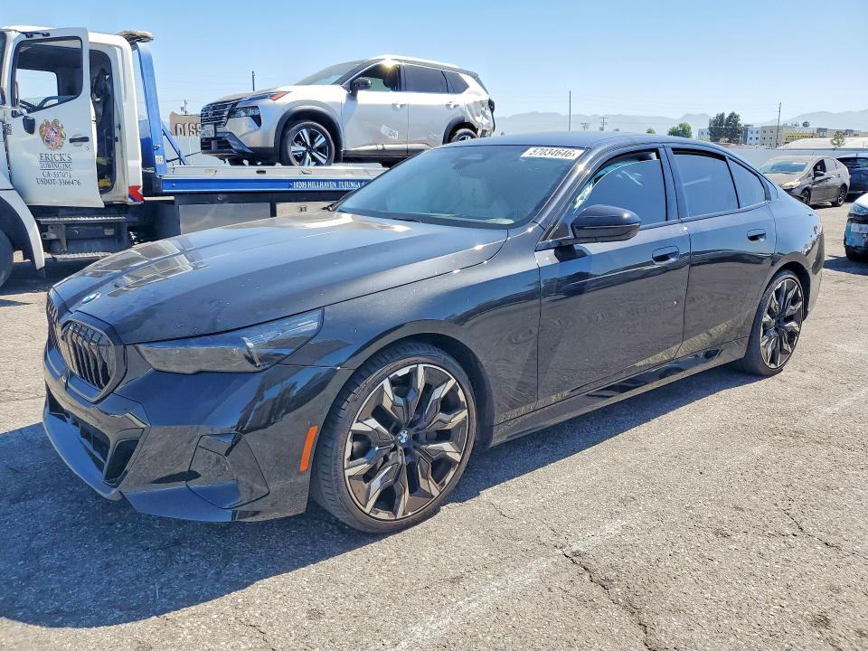 57034646 :رقم المزاد ، WBA43FJ09RCS16495 vin ، 2024 Bmw 530 مزاد بيع