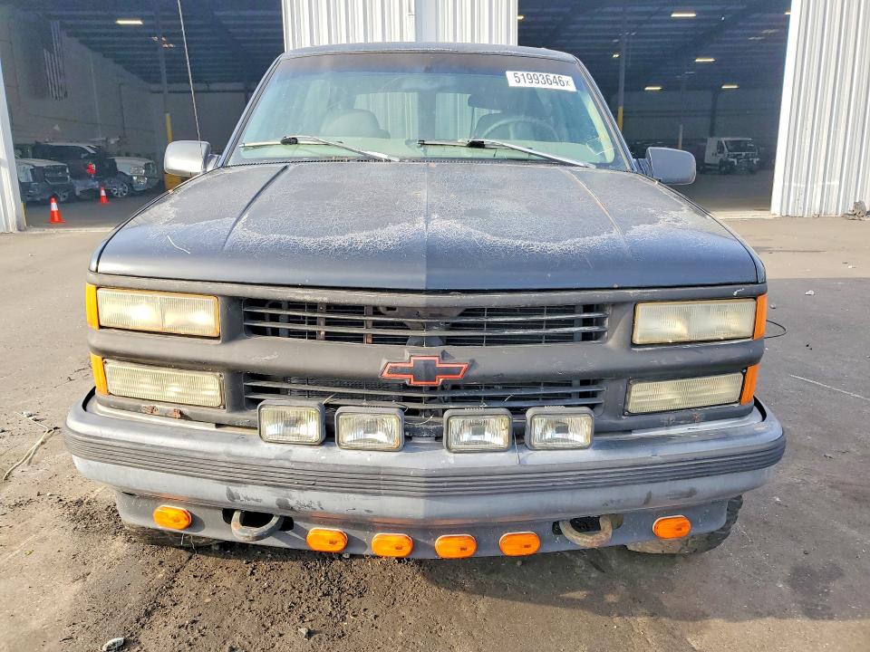 Продажа на аукционе авто 1998 Chevrolet Tahoe, vin: 3GNEK18R0WG124791, номер лота: 51993646