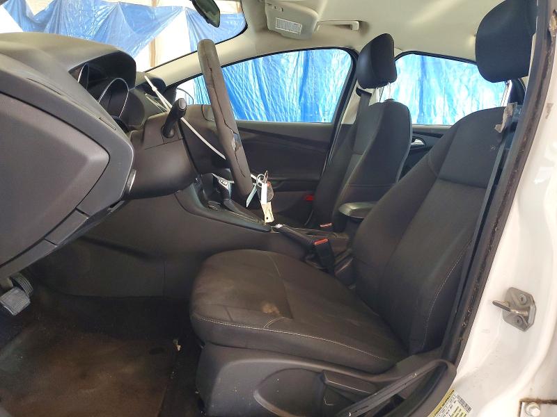 57397766 :رقم المزاد ، 1FADP3K25FL375893 vin ، 2015 Ford Focus مزاد بيع