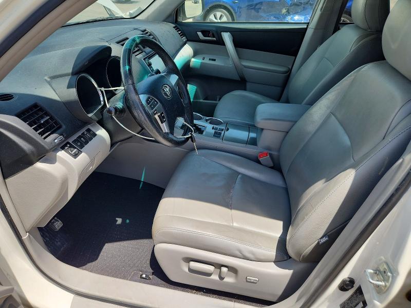 2013 Toyota Highlander მანქანა იყიდება აუქციონზე, vin: 5TDZK3EH3DS095657, აუქციონის ნომერი: 59218036