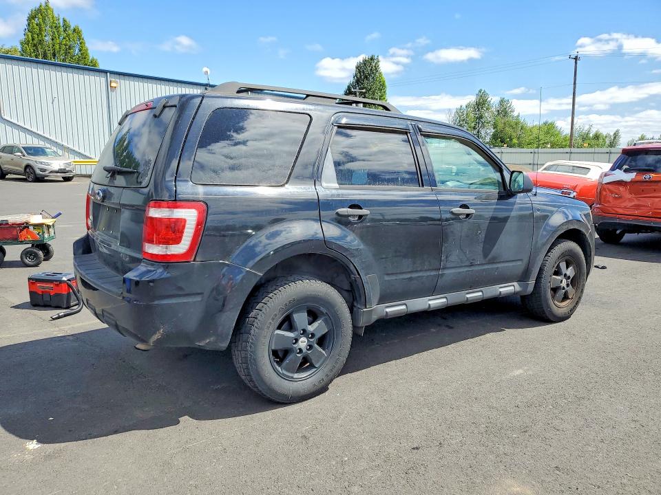 56809236 :رقم المزاد ، 1FMCU03G39KA13249 vin ، 2009 Ford Escape مزاد بيع