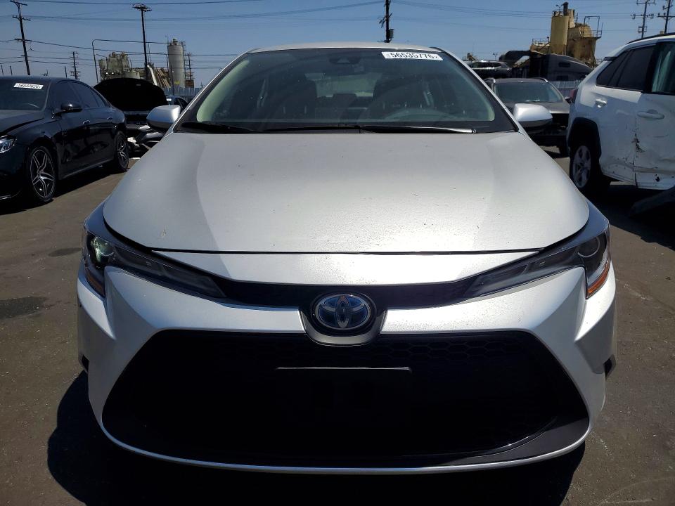 56535776 :رقم المزاد ، JTDEBRBE1LJ001685 vin ، 2020 Toyota Corolla مزاد بيع