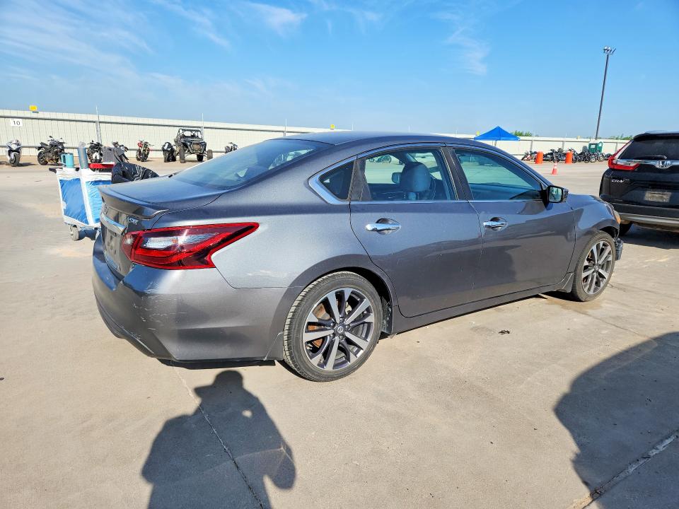Продаж на аукціоні авто 2017 Nissan Altima, vin: 1N4AL3AP8HN326092, номер лоту: 57944446