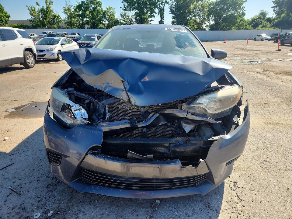 55755226 :رقم المزاد ، 5YFBURHE9FP299262 vin ، 2015 Toyota Corolla مزاد بيع