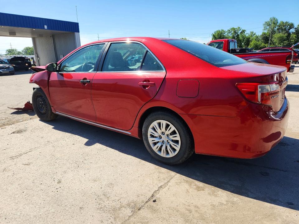 57077016 :رقم المزاد ، 4T4BF1FK6CR220361 vin ، 2012 Toyota Camry مزاد بيع
