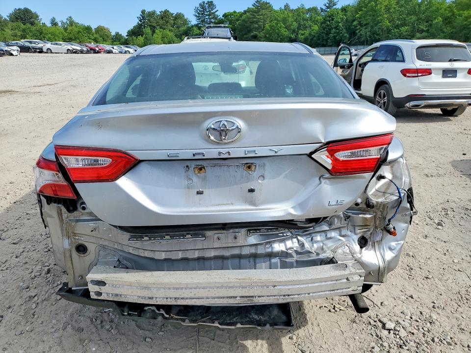 Продажа на аукционе авто 2018 Toyota Camry, vin: 4T1B11HK2JU628164, номер лота: 55361976
