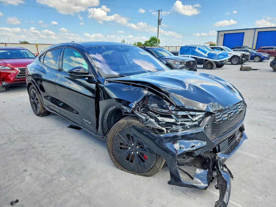 56890096 :رقم المزاد ، 3FMTK4SX6SMA04798 vin ، 2025 Ford Mustang Mach-e مزاد بيع