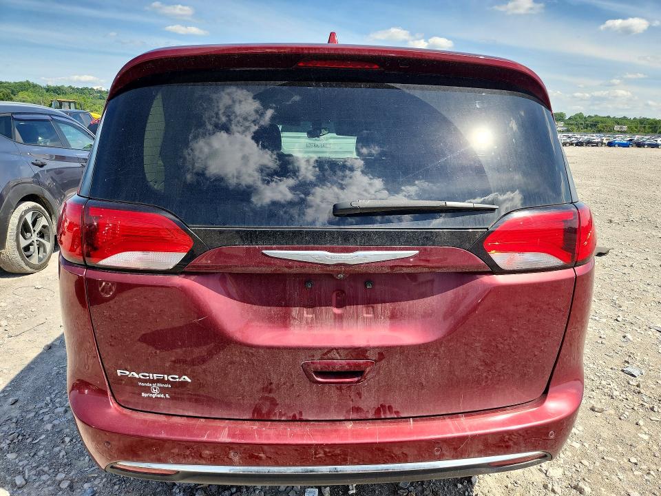 Продажа на аукционе авто 2018 Chrysler Pacifica, vin: 2C4RC1BG2JR120064, номер лота: 57785206