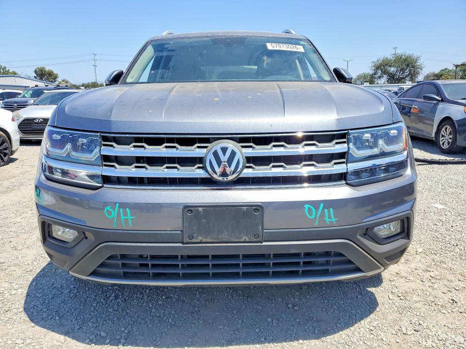 2018 Volkswagen Atlas მანქანა იყიდება აუქციონზე, vin: 1V2DR2CA4JC590970, აუქციონის ნომერი: 57973026