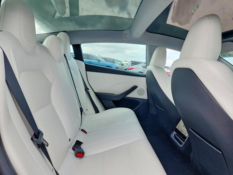 57084416 :رقم المزاد ، 5YJ3E1EA5SF904274 vin ، 2025 Tesla Model 3 مزاد بيع