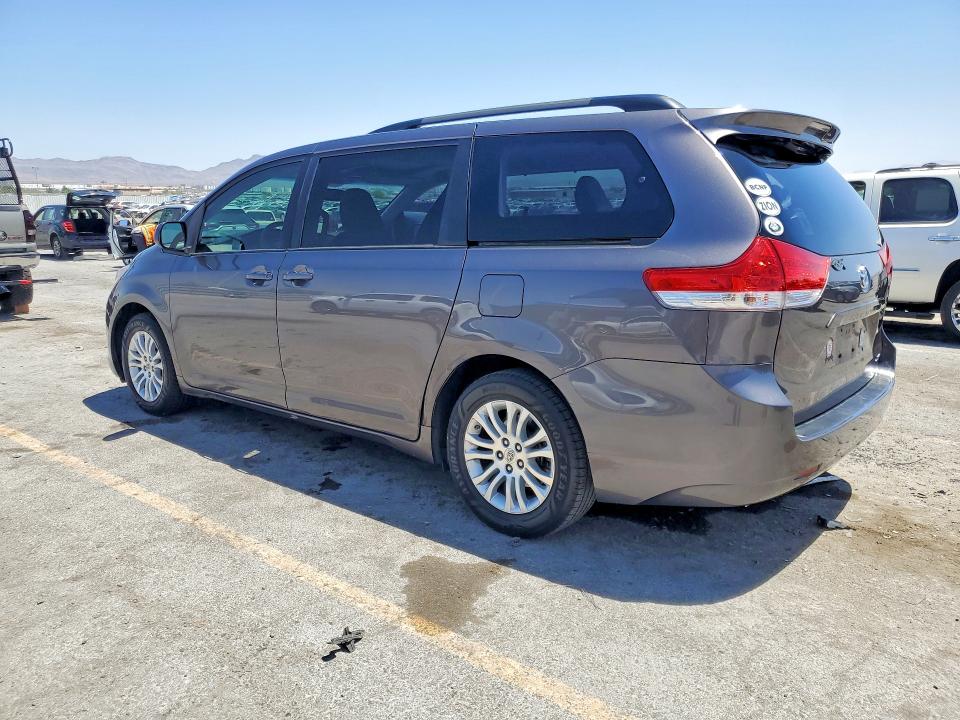 2012 Toyota Sienna მანქანა იყიდება აუქციონზე, vin: 5TDYK3DC0CS271029, აუქციონის ნომერი: 57170856