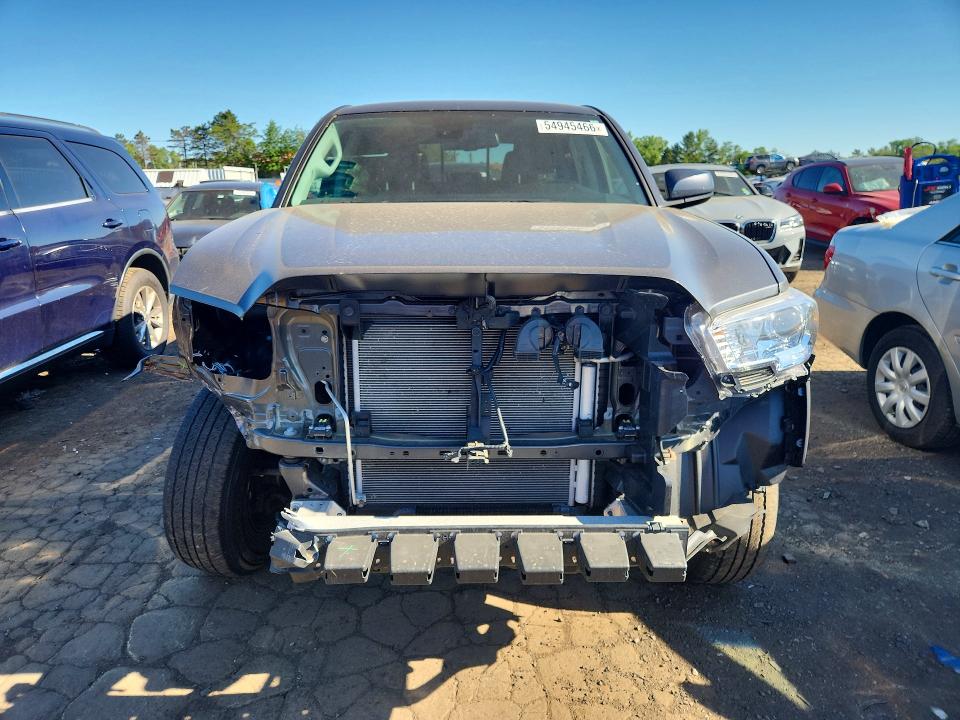 54945466 :رقم المزاد ، 3TMCZ5AN2NM472571 vin ، 2022 Toyota Tacoma مزاد بيع