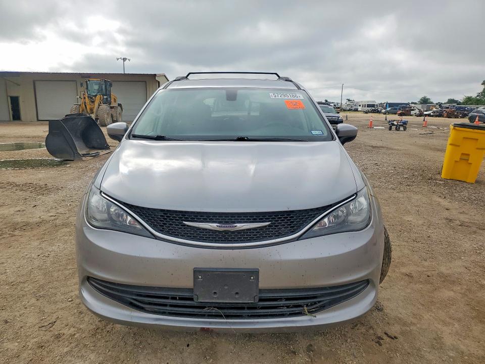 Продажа на аукционе авто 2020 Chrysler Voyager, vin: 2C4RC1DG2LR172360, номер лота: 57295186