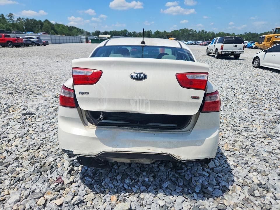 59123816 :رقم المزاد ، KNADM4A35F6441972 vin ، 2015 Kia Rio مزاد بيع