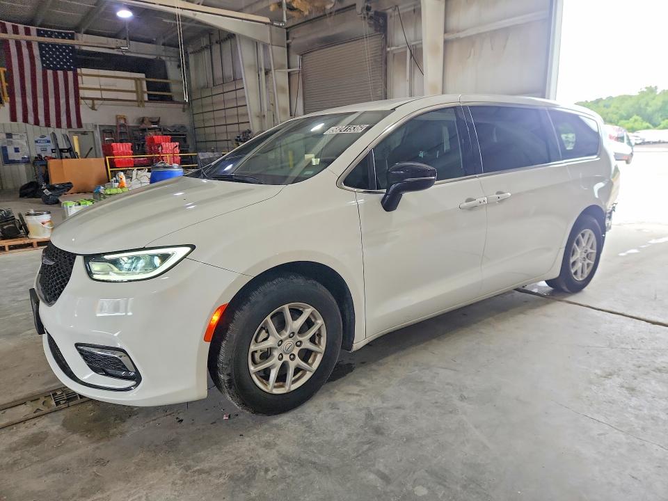 2026 Chrysler Pacifica მანქანა იყიდება აუქციონზე, vin: 2C4RC1BG0TR156497, აუქციონის ნომერი: 58241536
