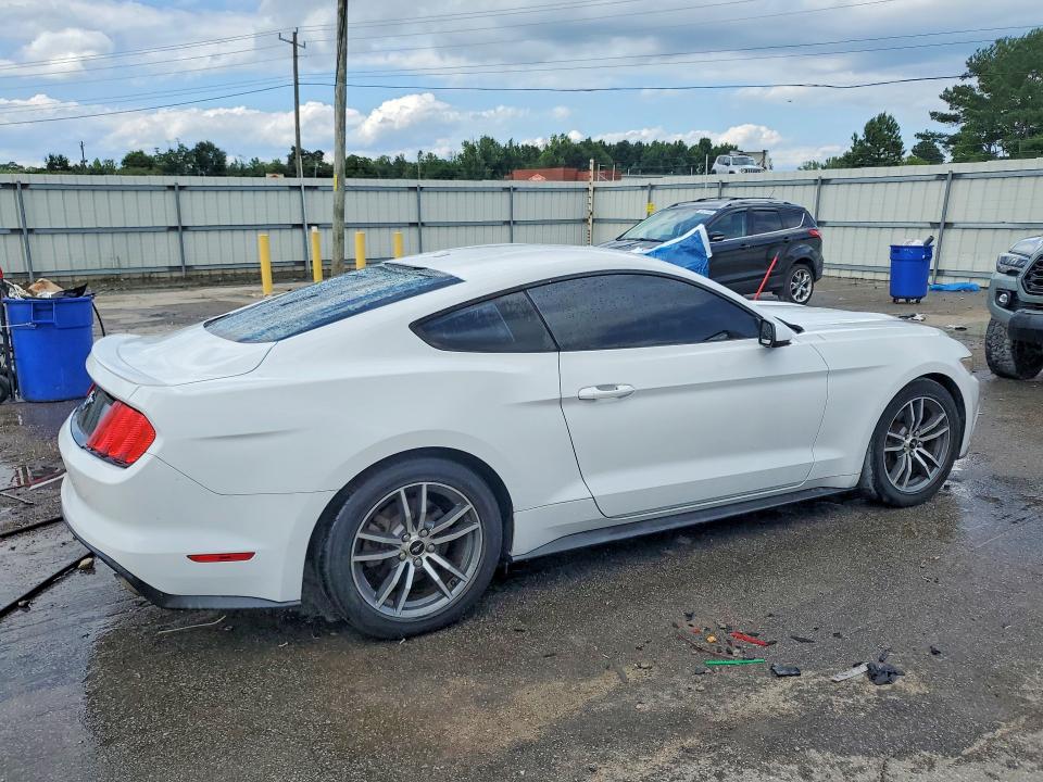 58393706 :رقم المزاد ، 1FA6P8TH9F5400551 vin ، 2015 Ford Mustang مزاد بيع