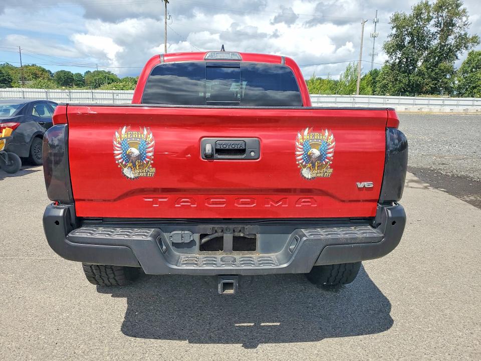 56640186 :رقم المزاد ، 3TMCZ5AN8JM128415 vin ، 2018 Toyota Tacoma مزاد بيع