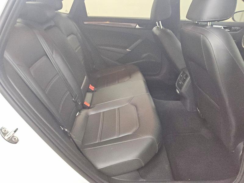 2021 Volkswagen Passat მანქანა იყიდება აუქციონზე, vin: 1VWMA7A38MC012009, აუქციონის ნომერი: 57321896
