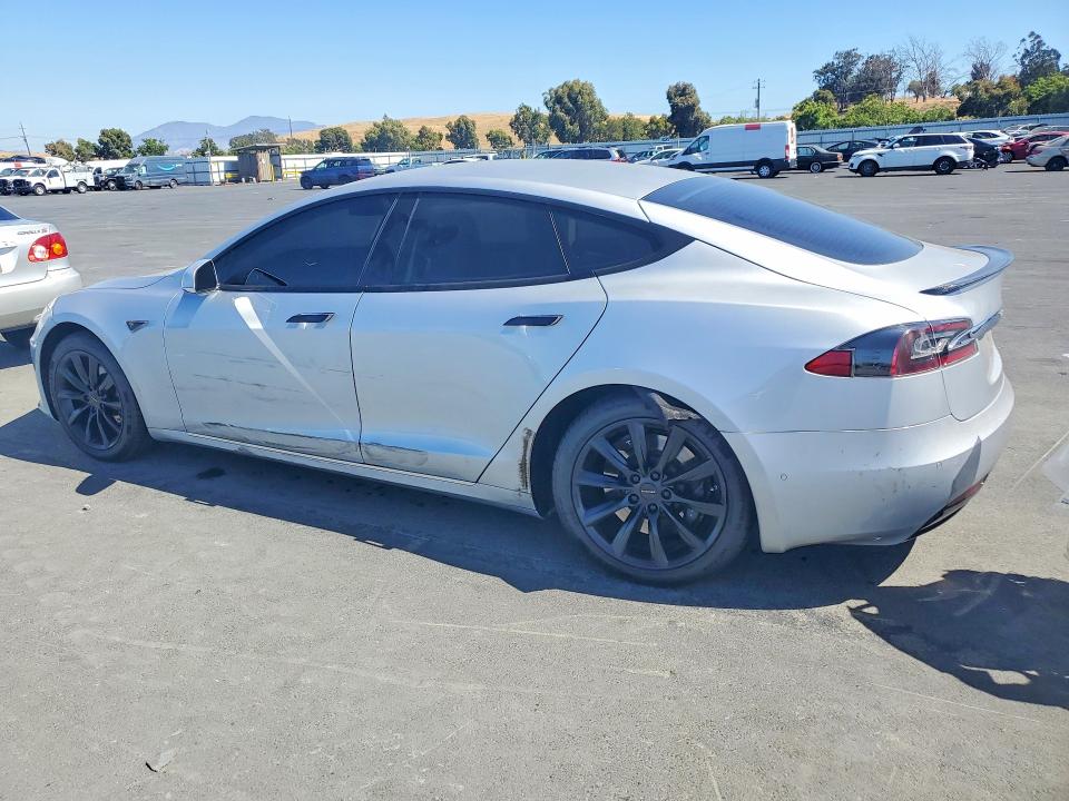 85622175 :رقم المزاد ، 5YJSA1E18GF156697 vin ، 2016 Tesla Model S مزاد بيع