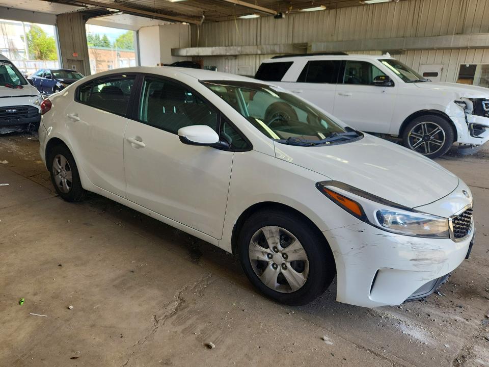 Продажа на аукционе авто 2017 Kia Forte, vin: 3KPFK4A78HE158659, номер лота: 57173216