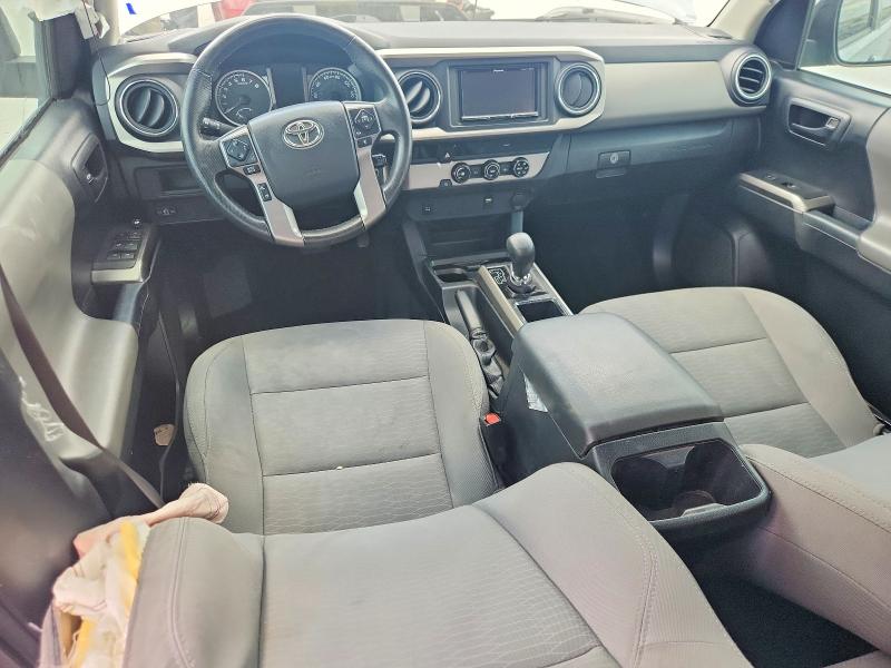 57713476 :رقم المزاد ، 5TFAZ5CN4HX037702 vin ، 2017 Toyota Tacoma مزاد بيع