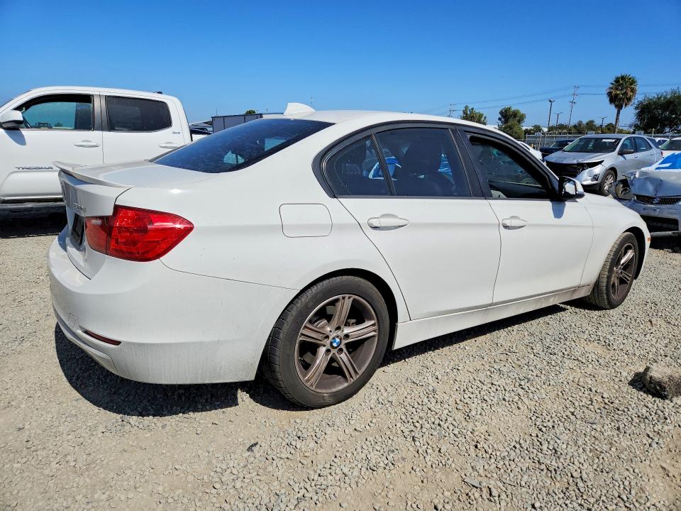 Продажа на аукционе авто 2015 Bmw 320, vin: WBA3B1C58FK135838, номер лота: 56466946