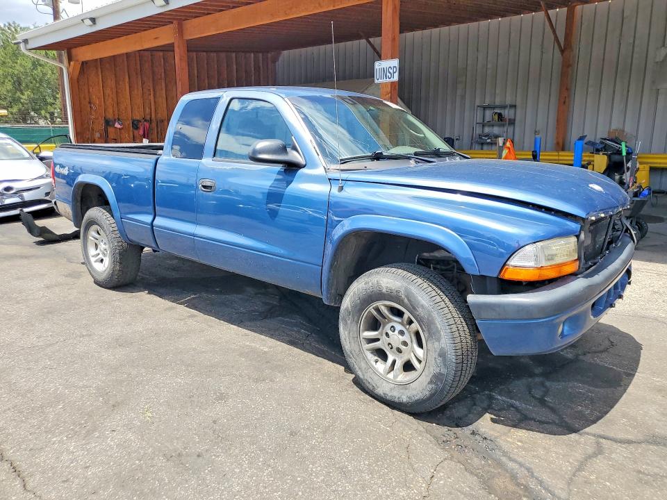 56655596 :رقم المزاد ، 1D7HG32N23S151798 vin ، 2003 Dodge Dakota مزاد بيع