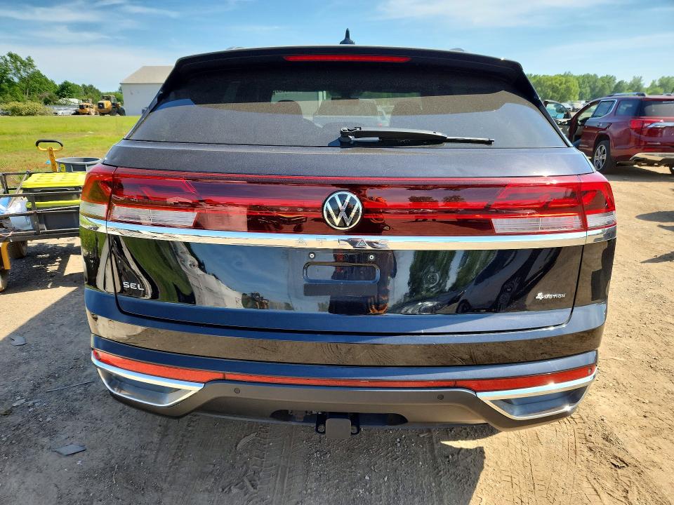 2024 Volkswagen Atlas Cross Sport მანქანა იყიდება აუქციონზე, vin: 1V2BE2CA2RC238632, აუქციონის ნომერი: 56058686