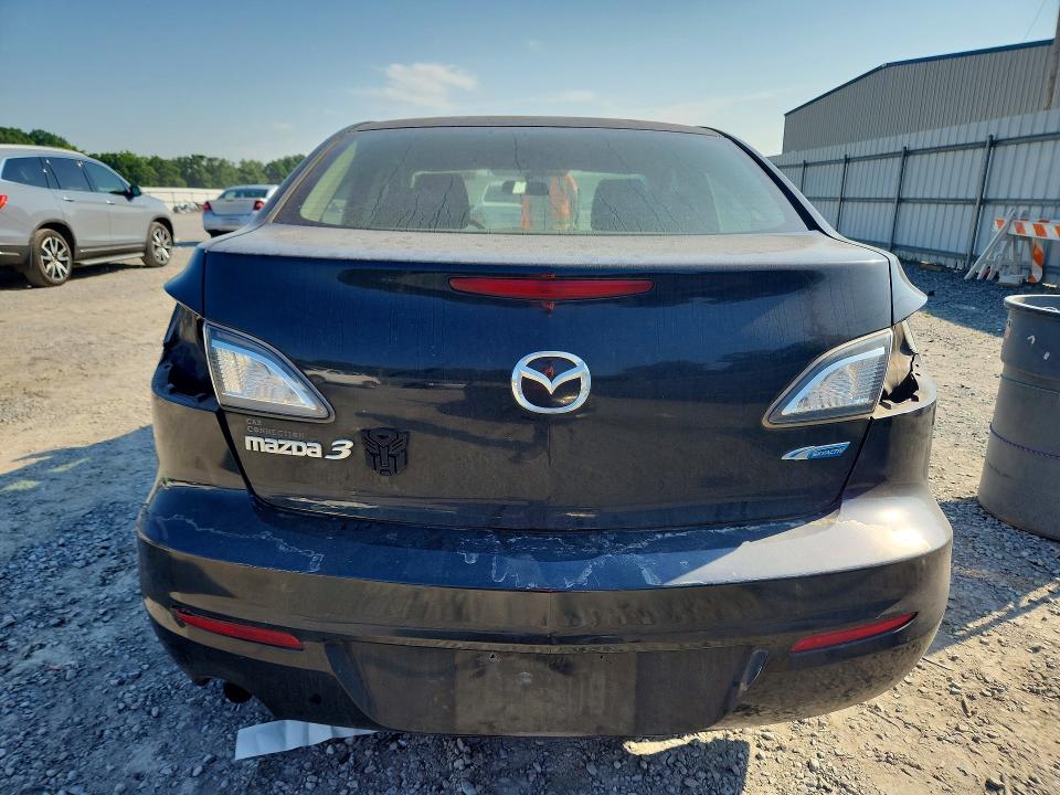 57028926 :رقم المزاد ، JM1BL1U77D1715211 vin ، 2013 Mazda 3 مزاد بيع