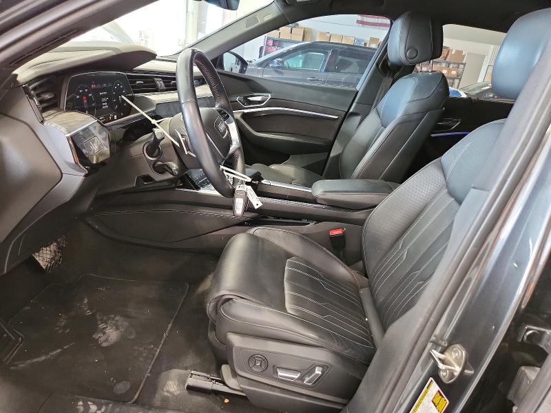 57493496 :رقم المزاد ، WA1VAAGE6KB006008 vin ، 2019 Audi E-tron مزاد بيع