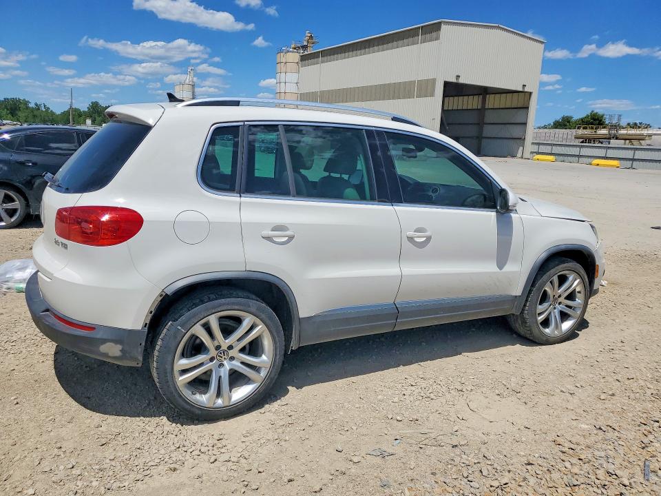 57558426 :رقم المزاد ، WVGAV7AX8CW546486 vin ، 2012 Volkswagen Tiguan مزاد بيع