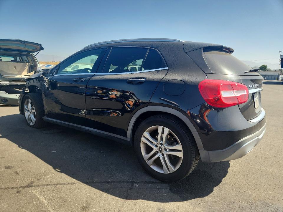 2019 Mercedes-benz Gla მანქანა იყიდება აუქციონზე, vin: WDCTG4GB2KJ586361, აუქციონის ნომერი: 55639116