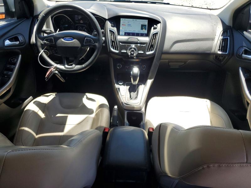 56718506 :رقم المزاد ، 1FADP3N26FL385957 vin ، 2015 Ford Focus مزاد بيع