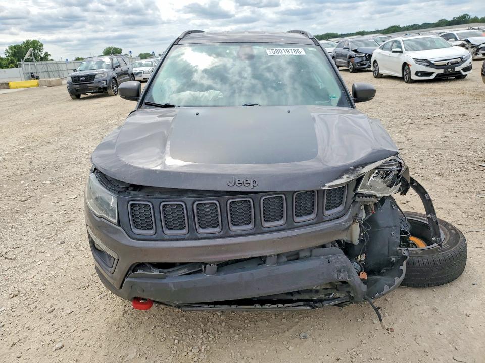 2019 Jeep Compass მანქანა იყიდება აუქციონზე, vin: 3C4NJDDB7KT618007, აუქციონის ნომერი: 58019786