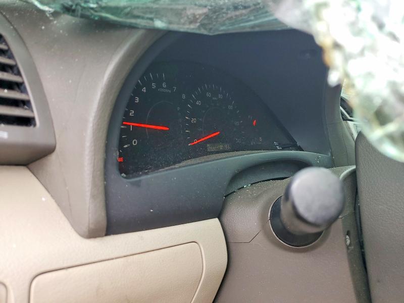 55575586 :رقم المزاد ، 4T1BE46K19U810717 vin ، 2009 Toyota Camry مزاد بيع