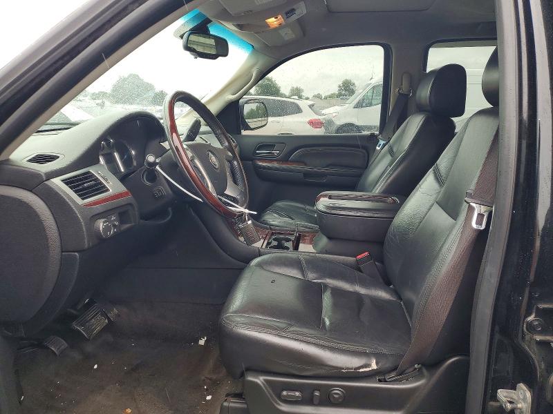 2009 Cadillac Escalade მანქანა იყიდება აუქციონზე, vin: 1GYFK13259R236329, აუქციონის ნომერი: 58514566