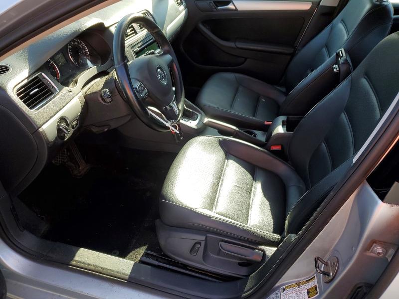56821946 :رقم المزاد ، 3VWD17AJ3EM227053 vin ، 2014 Volkswagen Jetta مزاد بيع