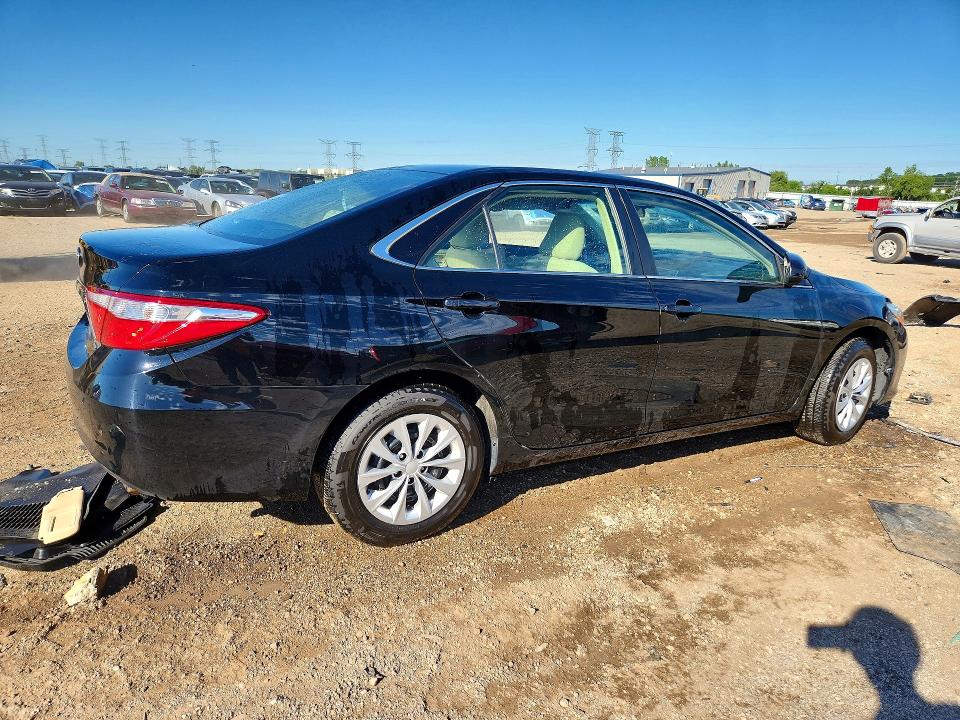 57689186 :رقم المزاد ، 4T4BF1FK2GR519416 vin ، 2016 Toyota Camry مزاد بيع