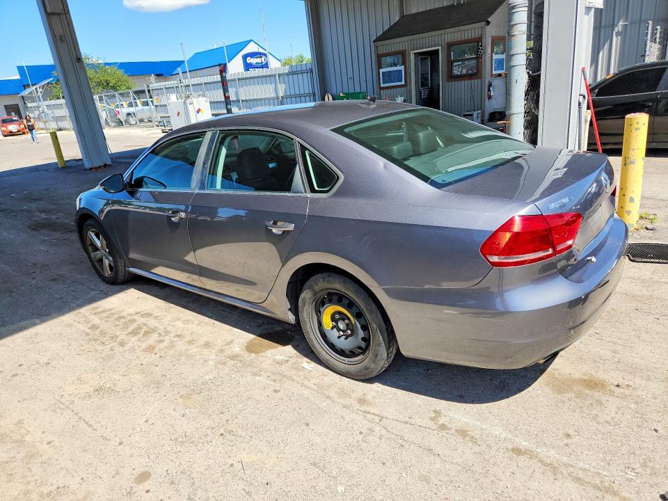2012 Volkswagen Passat მანქანა იყიდება აუქციონზე, vin: 1VWBH7A38CC021813, აუქციონის ნომერი: 57579636