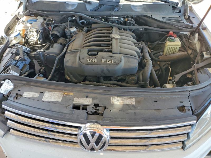 Auction sale of the 2017 Volkswagen Touareg, vin: WVGEF7BP0HD003052, lot number: 57926786