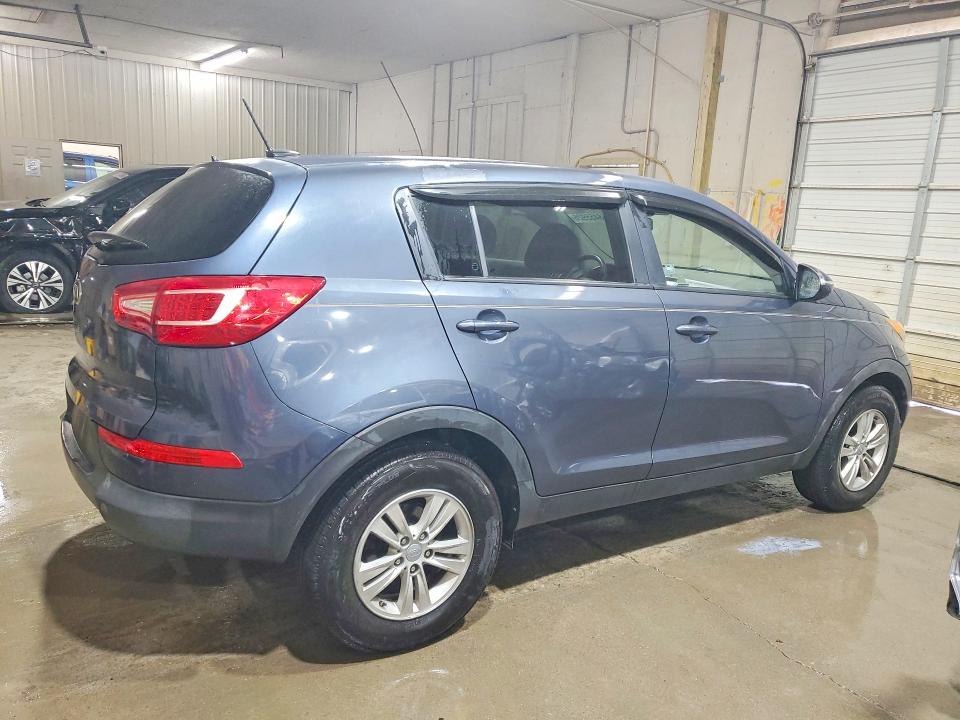 2011 Kia Sportage მანქანა იყიდება აუქციონზე, vin: KNDPB3A23B7048886, აუქციონის ნომერი: 56455926